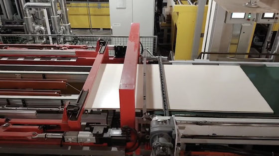 kopen MDF-platen met korte cycluspers Automatische lijnwarmpers voor triplex 1800 ton online manufacture