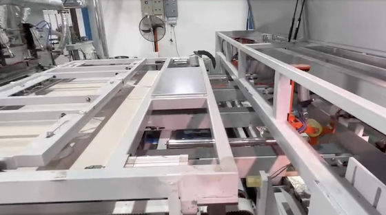 kopen 4X10 korte cyclus Melamine geïmpregneerd papier lamineren Hot Press Machine online manufacture