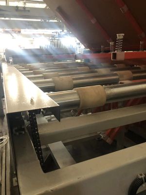kopen Automatische semi-automatische productielijn voor korte cycluspers voor MDF met een breedte van 6,3 m online manufacture