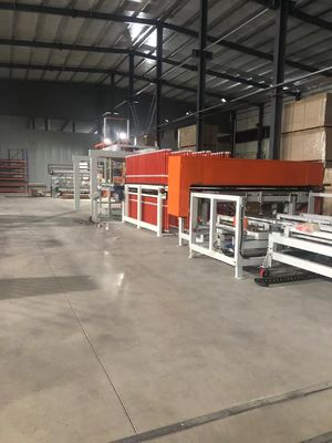kopen Industriële precisie 20000kN Productielijn voor laminaatvloeren Korte cyclus Hot Press online manufacture