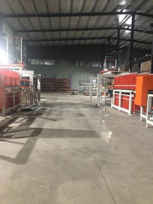 15 kW korte cyclus warmpers laminatielijn voor meubelplaten 1200 ton